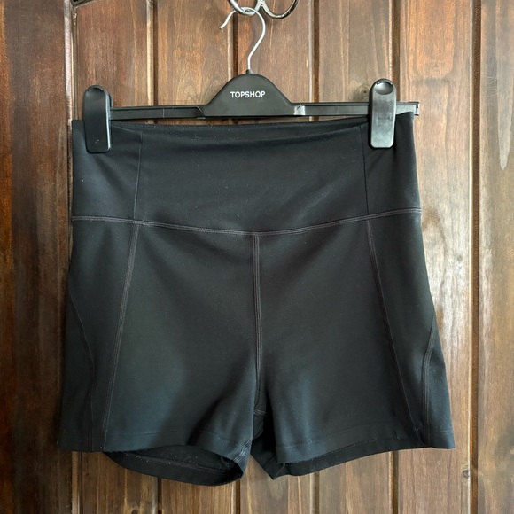 girlfriend collective Pants - Girlfriend Collective Black Bike Shorts- Size Large